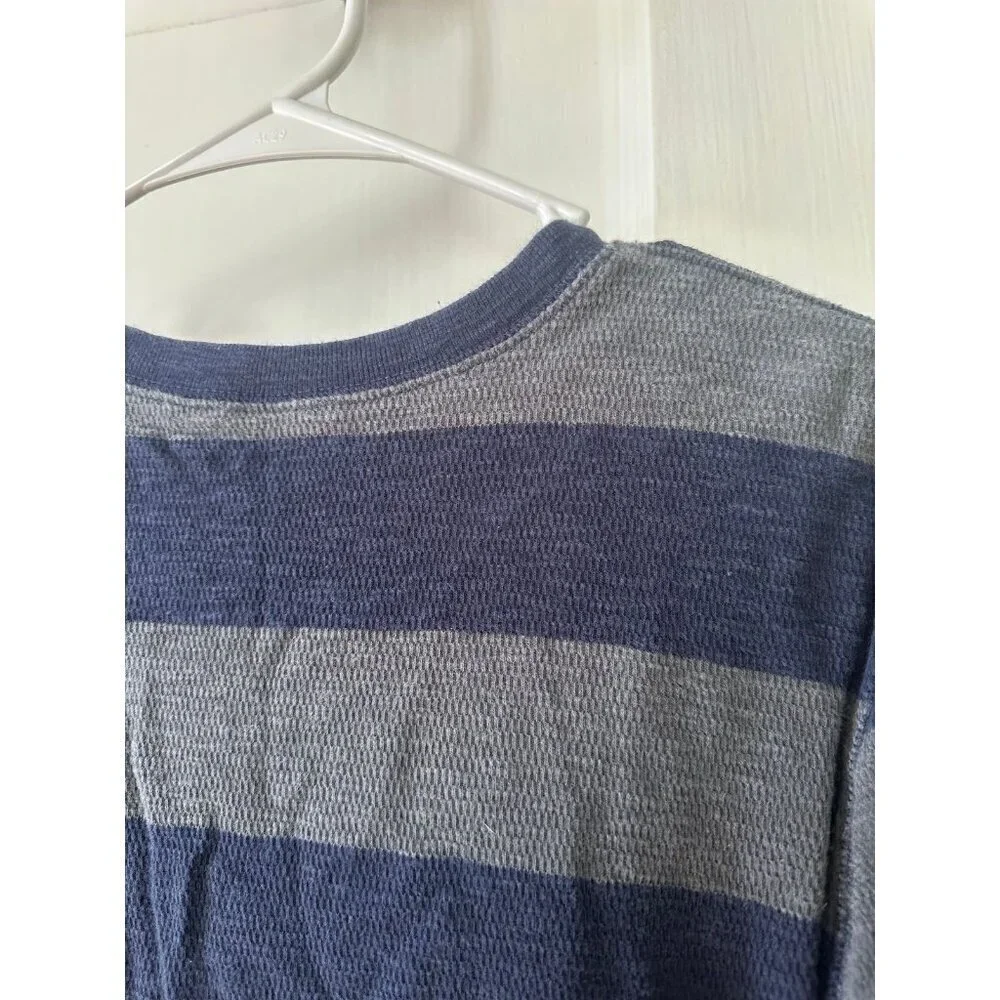 Gap kids youth size 2X – large striped shirt